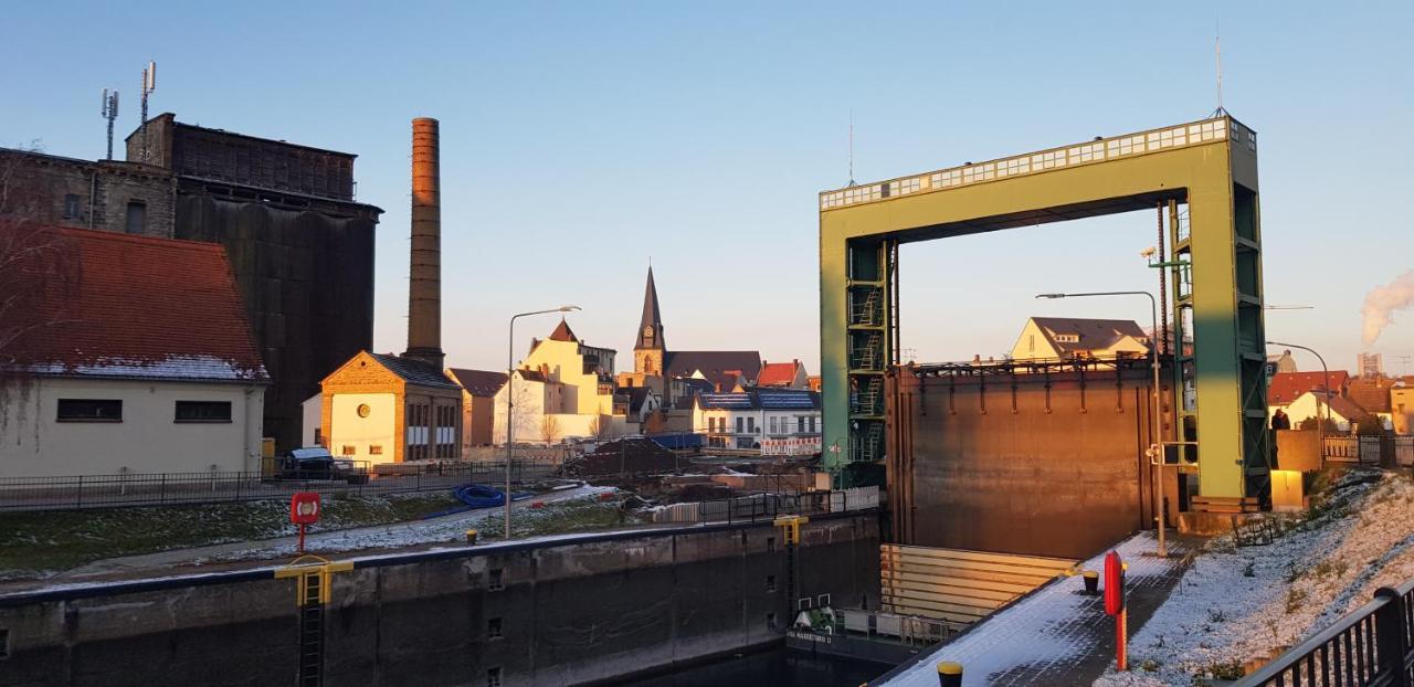 Zimmervermietung Zahn Baalberge Exterior foto