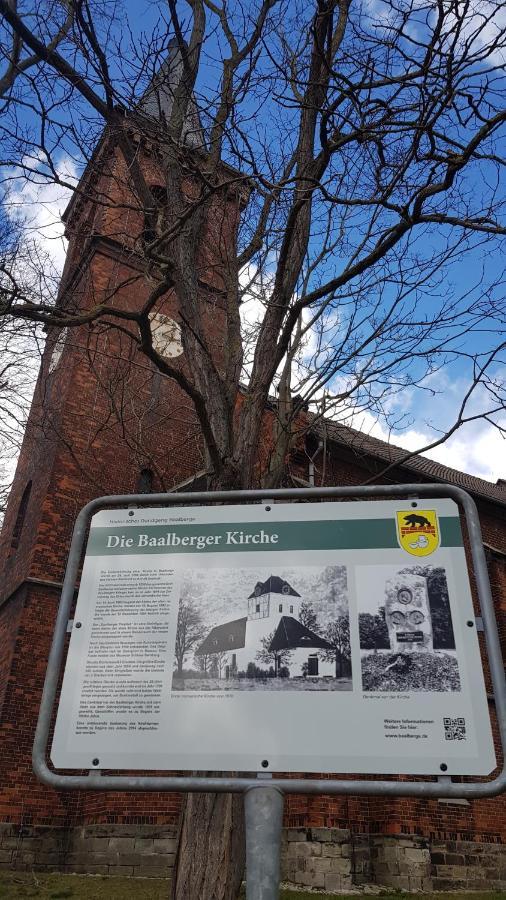 Zimmervermietung Zahn Baalberge Exterior foto