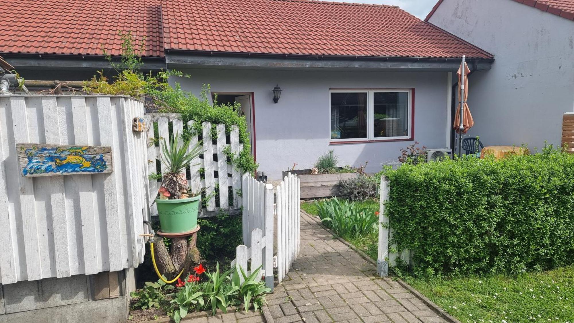 Zimmervermietung Zahn Baalberge Exterior foto